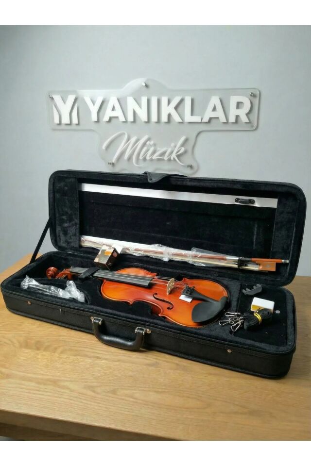 AM22407-34 3/4 Profesyonel Kare Kutu Parlak Keman