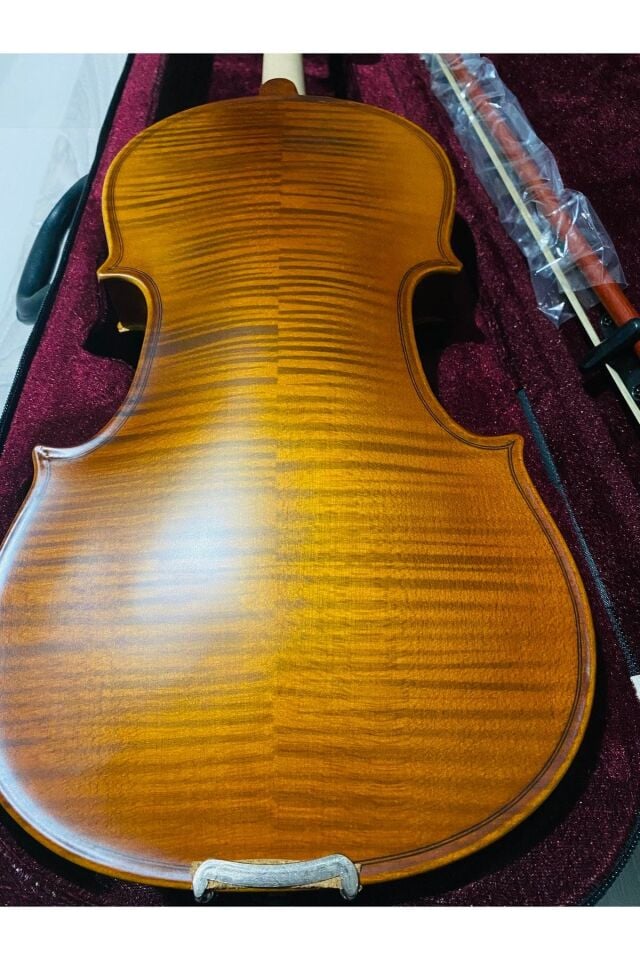 Vl-904 4/4 Keman Full Seti ! (YASTIK,SUSTURUCU,YEDEK TEL,KEMAN KLAVYE STİCKER,AKORT ALETİ)