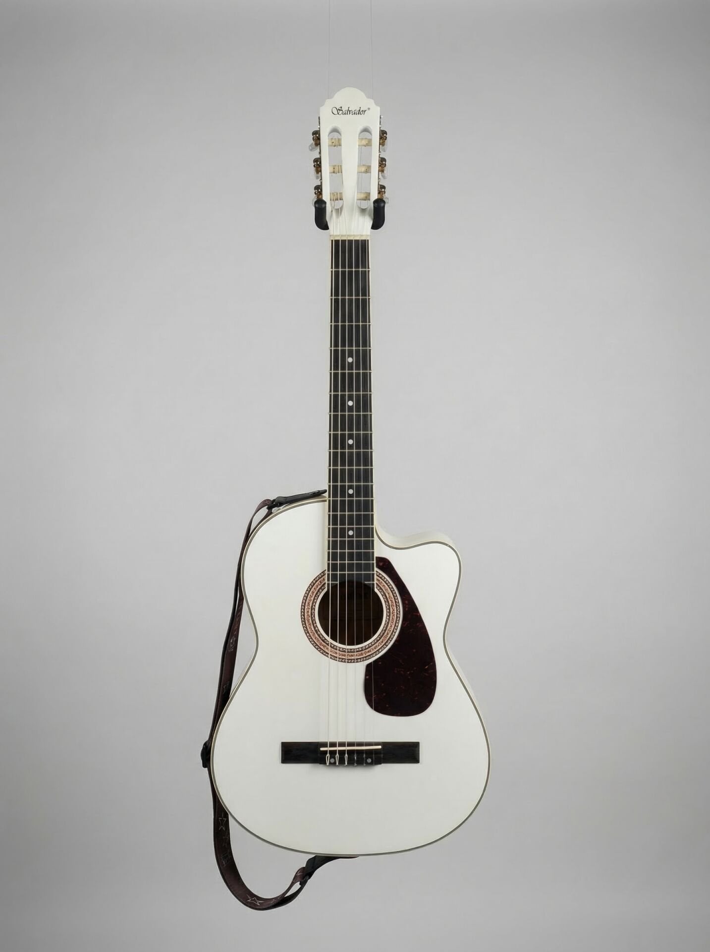 YNK2003C Klasik Gitar Kesik Kasa Cutaway Sap Ayarlı Pedli Kılıf Hediye beyaz