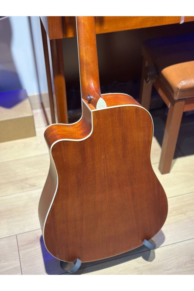 F310nt Kesik Kasa Akustik Gitar 4/4 Yetişkin Boy (KILIF PENA AKORT CİHAZI KAPO SAP AYARI ALYANS)